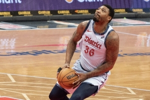 馬健談湖人有意斯瑪特：文森特都比斯瑪特強(qiáng) 能弄來樂福就不錯