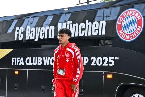 記者：19歲拜仁左后衛(wèi)阿茲努未來幾小時內(nèi)與赫塔菲簽約