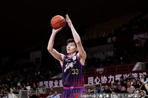 ??真摯的祝福！祝浙江男籃后衛(wèi)吳前31歲生日快樂(lè)！??