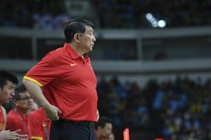 宮魯鳴：本次女籃集訓(xùn)不僅關(guān)注表現(xiàn)突出的球員 還著眼于28年奧運(yùn)