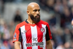 喀麥隆助理教練：姆貝莫對(duì)轉(zhuǎn)會(huì)如此拖沓很沮喪，他確實(shí)想去曼聯(lián)