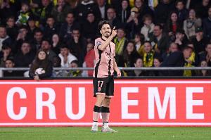 維蒂尼亞：莫德里奇是我學(xué)習(xí)的榜樣之一，與他同場(chǎng)競(jìng)技是我的榮幸