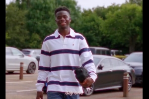 阿森納今日開始季前訓(xùn)練，薩卡、厄德高等球員先后歸隊