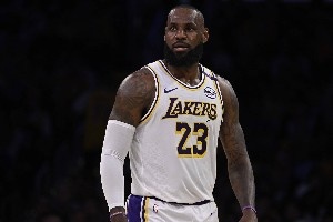 下賽季薪水前13球員：詹杜庫攜手入選 比爾亂入 大帝繼續(xù)躺賺？