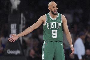 德里克-懷特：每年休賽期都很瘋狂 我并不怎么擔心那些交易流言