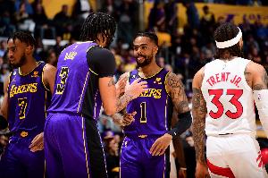 拉塞爾簽獨(dú)行俠后和濃眉視頻：我不會讓你失望的 克里斯蒂：有趣