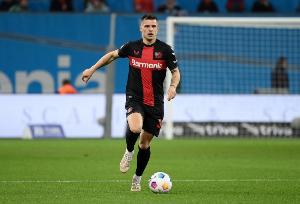 記者：扎卡將與滕哈赫及高層會談，若離隊藥廠要價至少1500萬歐