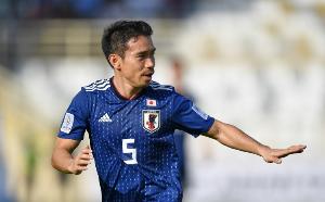 日媒預(yù)測vs國足首發(fā)：38歲長友佑都出戰(zhàn) 三中衛(wèi)、四后衛(wèi)都有可能