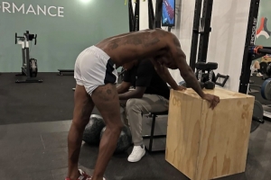 休賽期苦練！拉什福德定位曼徹斯特曬訓(xùn)練照：沒(méi)有休息日??