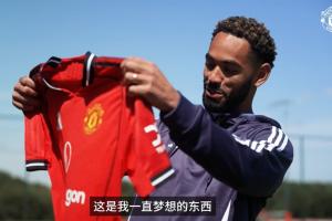 庫(kù)尼亞：我是看魯尼踢球長(zhǎng)大的 穿上曼聯(lián)球衣是我一直夢(mèng)想的東西