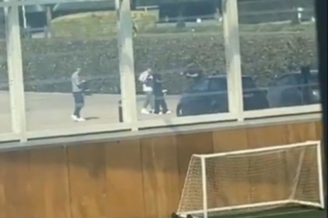 轉(zhuǎn)會(huì)在即！記者：庫(kù)杜斯現(xiàn)身熱刺訓(xùn)練場(chǎng)