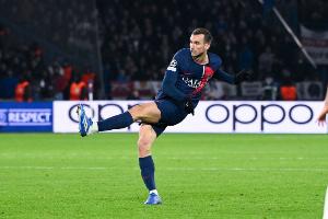 自2003年11月西甲對(duì)陣塞維利亞以來(lái)，皇馬首次開(kāi)場(chǎng)24分鐘內(nèi)丟3球