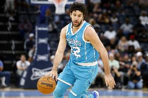 歐記：奧林匹亞科斯對(duì)米西奇報(bào)價(jià)3年1200萬(wàn)歐 球員要價(jià)年薪600萬(wàn)