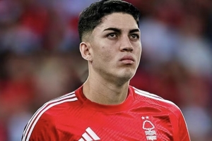 諾丁漢森林官方：簽下博塔弗戈20歲中衛(wèi)庫(kù)尼亞，球員身高195cm