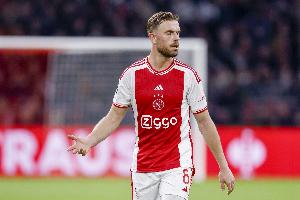 羅馬諾：布倫特福德將免簽35歲中場(chǎng)亨德森，交易預(yù)計(jì)今天完成