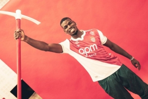 加拉：博格巴當(dāng)然是法甲頭號球星，他來之前也許是阿什拉夫或杜埃