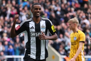 DO：紐卡想要留住伊薩克 若出售球員轉(zhuǎn)會費或達1.5億鎊