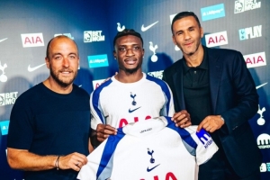 熱刺官方：庫杜斯將身穿20號球衣征戰(zhàn)新賽季