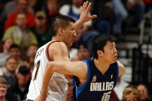 中國(guó)球員夏聯(lián)首秀??阿聯(lián)大郅得分上雙 周琦制霸攻防 小丁引遐想