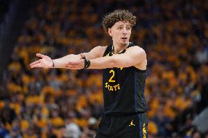 ??波杰姆斯基：我感覺新賽季勇士能獲得西部前四