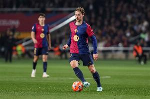 每體：德容與巴薩續(xù)約談判進(jìn)展順利