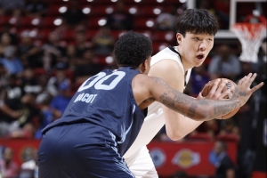 斯普利特：楊瀚森是個不錯的傳球手 但還是得適應(yīng)NBA的節(jié)奏