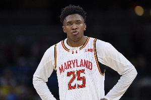 表現(xiàn)很積極！13號秀奎因拿到12分13籃板 罰球6中4&搶到3個(gè)前場板