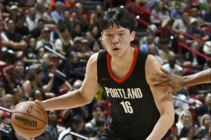 曾令旭：體能問(wèn)題是楊瀚森目前最大的困境 這需要長(zhǎng)期訓(xùn)練來(lái)適應(yīng)