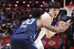 隊(duì)記：??那種讓媒體席眾人面面相覷的傳球楊瀚森已經(jīng)送出10記