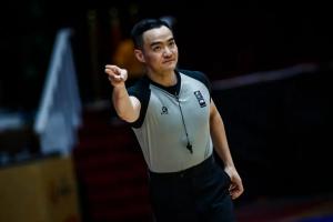 中國(guó)元素+1??上賽季CBA十佳裁判之一的孫健吹罰開拓者vs灰熊