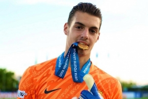 世體：巴薩19歲門將雅科比什維利外租安道爾FC只待官宣