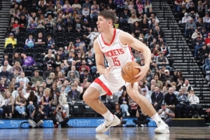 ??隊(duì)記：謝潑德肢體語(yǔ)言很糟糕 不想打球還不如早點(diǎn)換他下去