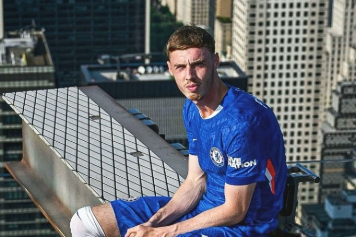 寒王太神了??帕爾默上半場2射1傳，1人打懵巴黎全隊