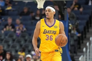 湖媒：可考慮給貝茲利訓(xùn)練營(yíng)合同&他比古德溫強(qiáng) 但過(guò)分炒作沒(méi)必要