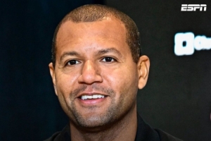 東部第一！Shams：騎士總裁科比-奧爾特曼提前續(xù)約至2030年