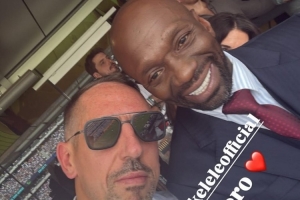 名宿賀電！馬克萊萊社媒轉(zhuǎn)發(fā)海報(bào)，祝賀老東家切爾西奪冠