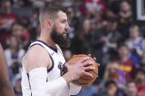 瓦蘭避談交易至掘金：談?wù)剣?guó)家隊(duì)的事吧 確定后我會(huì)第一時(shí)間通知