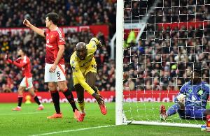 補強鋒線！法媒：利物浦接觸馬特塔，已與球員及經(jīng)紀人進行了會面