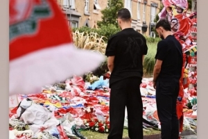 B費(fèi)談為若塔獻(xiàn)花：緬懷特別的朋友，感謝利物浦讓我們致敬若塔