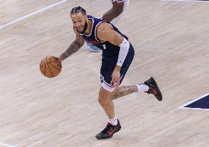 三分命中率40.9%！美記：尼克斯可能成為自由球員科菲的下家