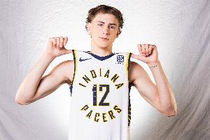 沖勁十足！弗菲9中5貢獻15分6板2斷2帽 罰球5中4