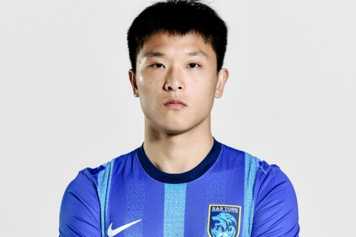 南通支云后衛(wèi)宋浩宇轉(zhuǎn)會(huì)青島西海岸 南京城市韓昆達(dá)轉(zhuǎn)會(huì)佛山南獅