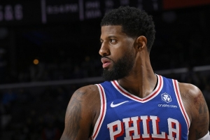 孔祥宇：喬治現(xiàn)在接受手術(shù)說明他還是想打球的 正常能趕上新賽季