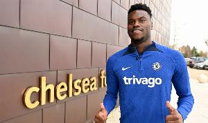 巴迪亞西勒：在切爾西創(chuàng)造歷史很開心，下賽季我會留下回報球隊