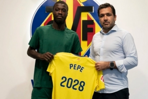 官方：比利亞雷亞爾與尼古拉斯-佩佩續(xù)約至2028年