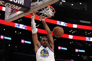 杜馬斯：盧尼才29歲但他經(jīng)驗(yàn)非常豐富 他很適合我們的更衣室