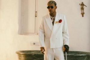 西媒：亞馬爾在生日派對上所穿戴的服裝及配飾，其總價值超5000歐