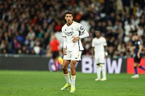 馬卡報(bào)：西甲升班馬埃爾切求租皇馬前鋒阿爾瓦羅，正在深入談判