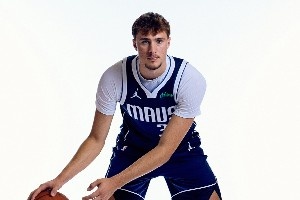 NBA我來了！狀元弗拉格定妝照出爐??