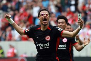 記者：比起紐卡?；倏烁肴ダ锲?，紅軍即將送上報價